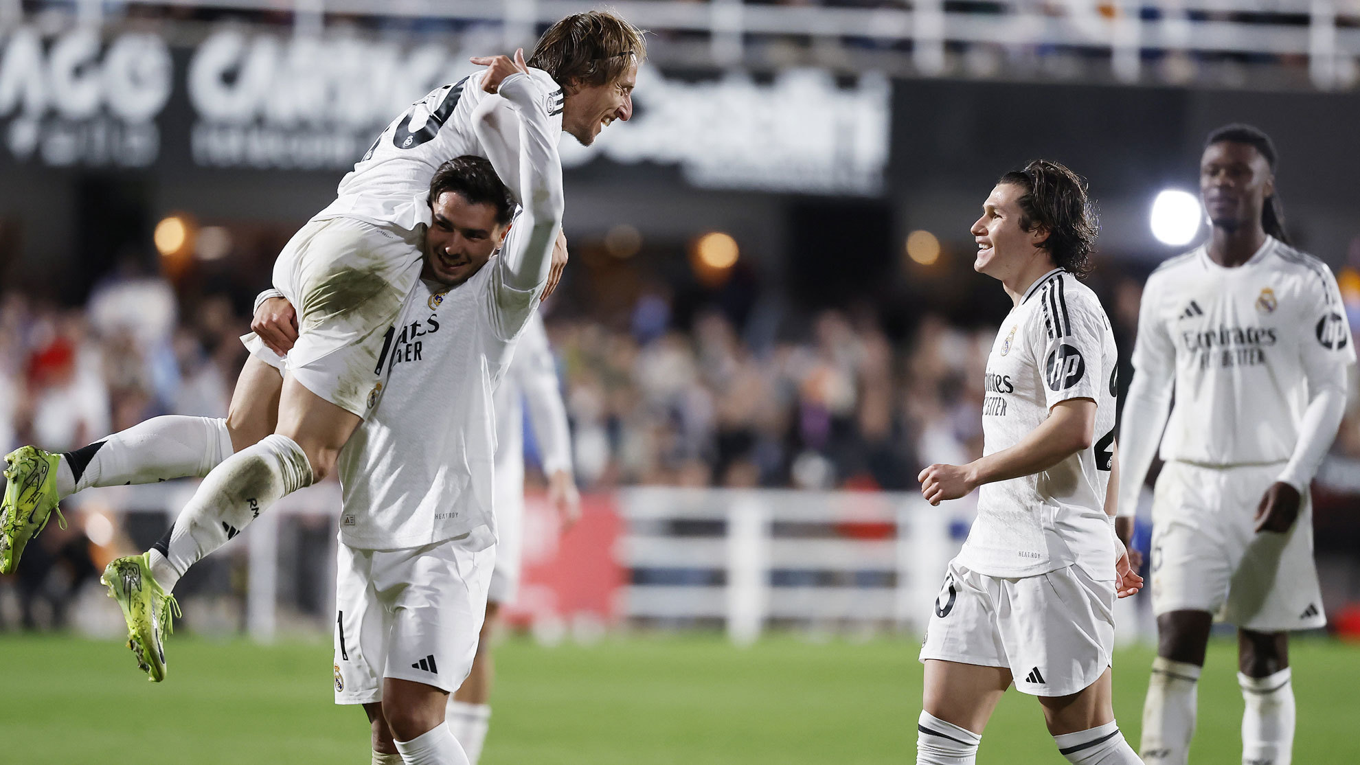 疑是值得称 疑是值得称